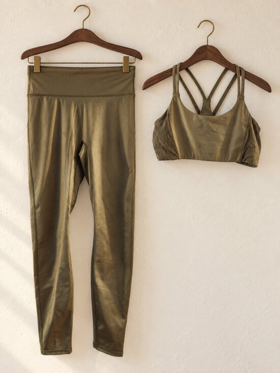 Fabletics Pants - Fabletics Olive Green Leggings and Sports Bra Set • Medium • $30